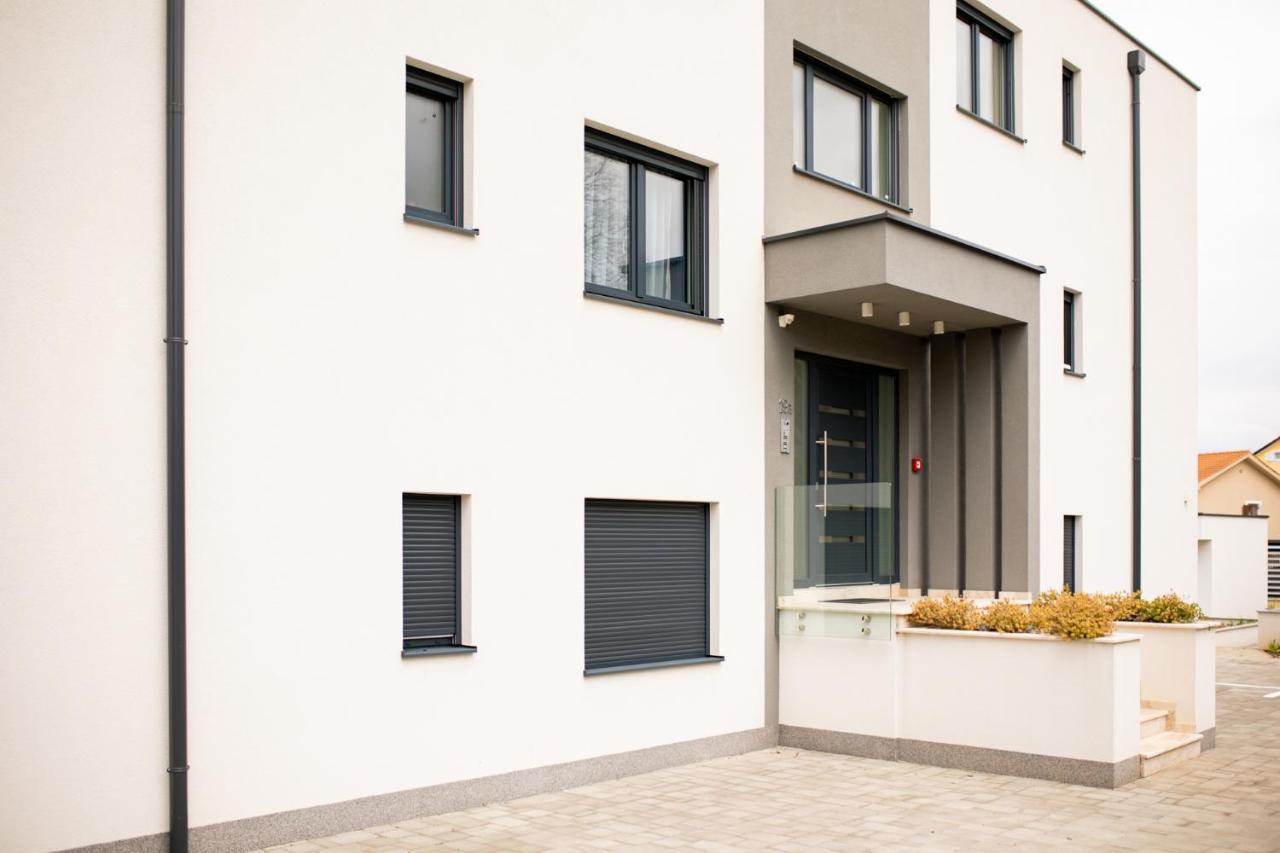 Apartment Muzini Malinska Ngoại thất bức ảnh